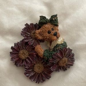 Boyds Bear Mum Wreath Pin